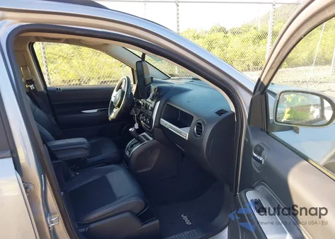 2015 Jeep Compass Latitude z USA, uszkodzony, nr VIN 1C4NJDEB7FD184990